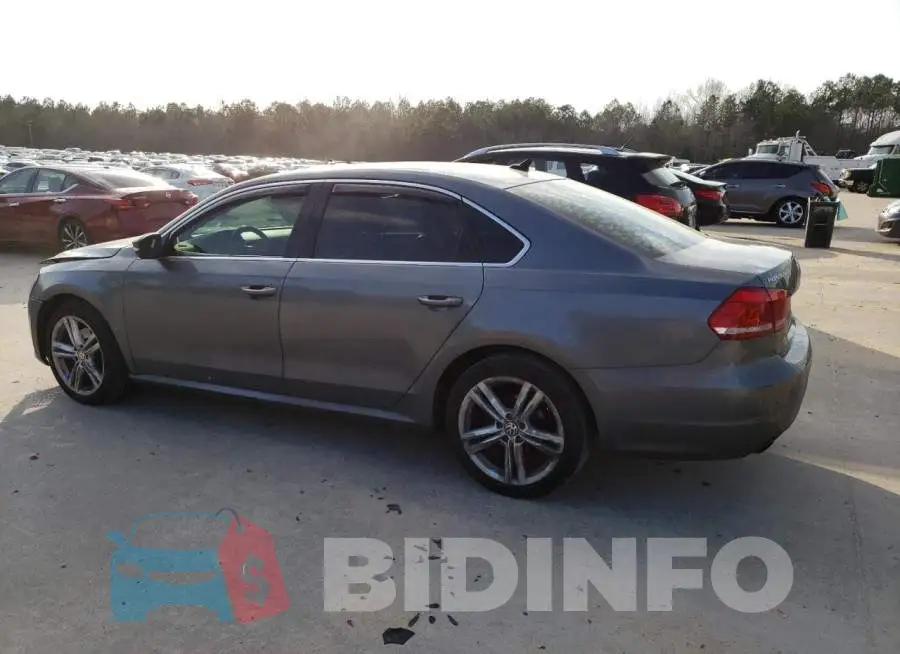1VWBS7A32EC105937 Photo# 2
