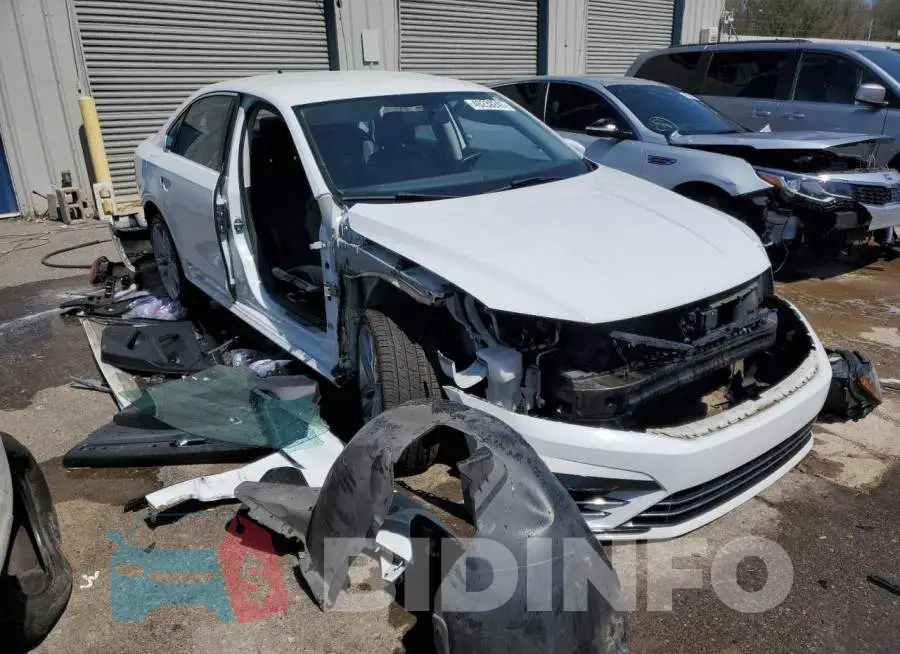 1VWDT7A32HC017545 Photo# 4