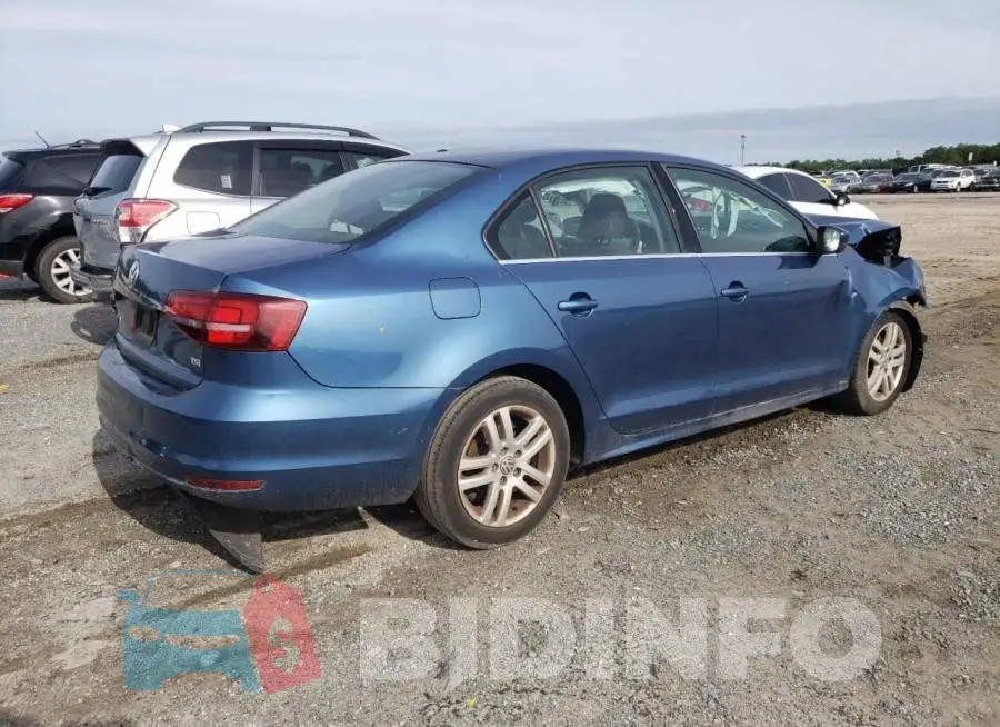 3VW2B7AJ2HM274714 Photo# 3
