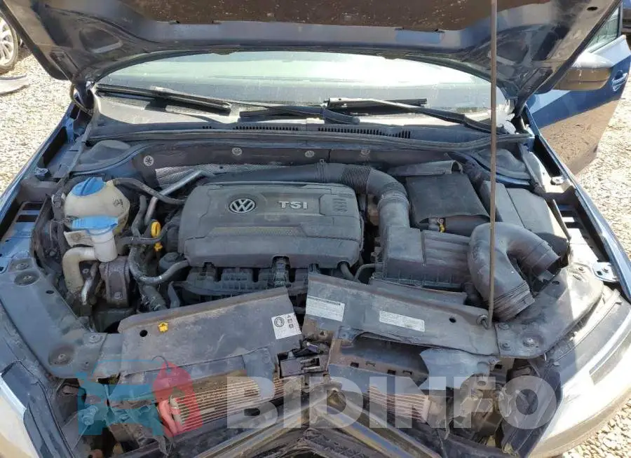 3VWB17AJ4FM420742 Photo# 11