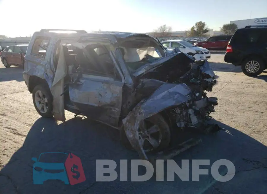 1C4NJPFB3ED764106 Photo# 4