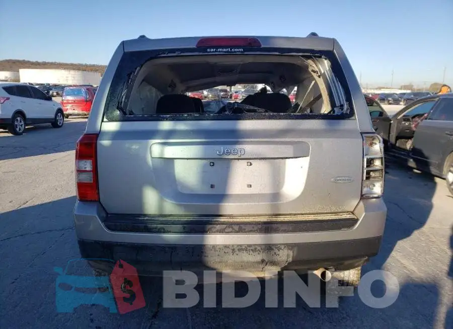 1C4NJPFB3ED764106 Photo# 6