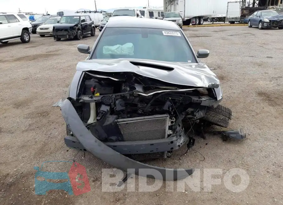 2C3CDXCT5KH526336 Photo# 5