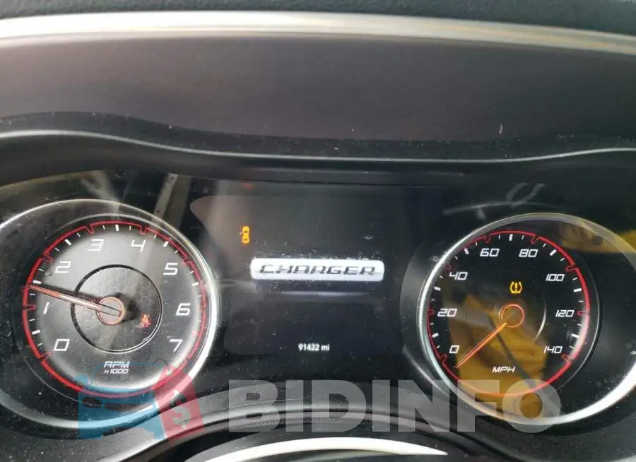 2C3CDXHG6KH512943 Photo# 9