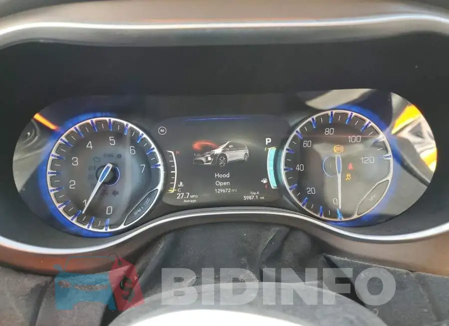 2C4RC1EG7HR727406 Photo# 9