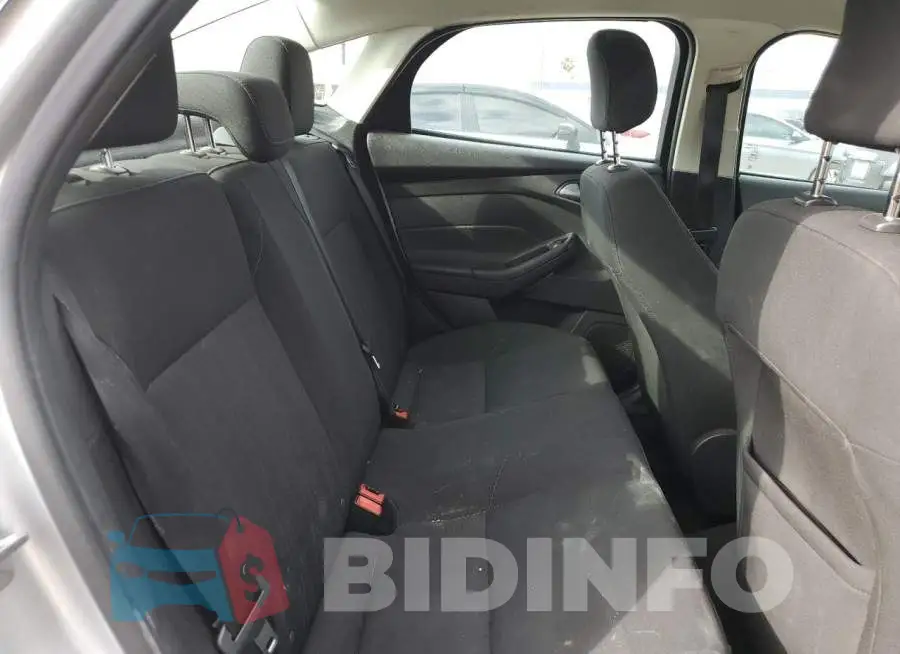1FADP3F29JL279753 Photo# 10