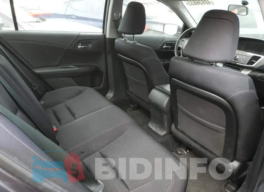 1HGCR2F51EA274117 Photo# 10