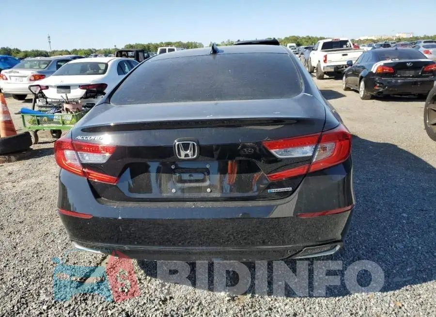 1HGCV3F45KA008765 Photo# 6