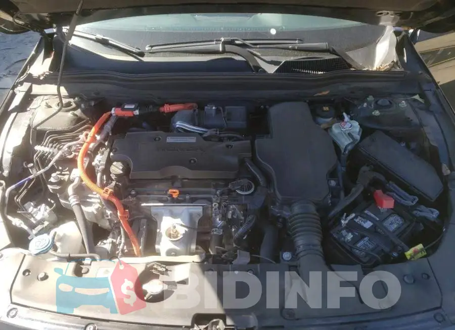 1HGCV3F53JA013616 Photo# 11