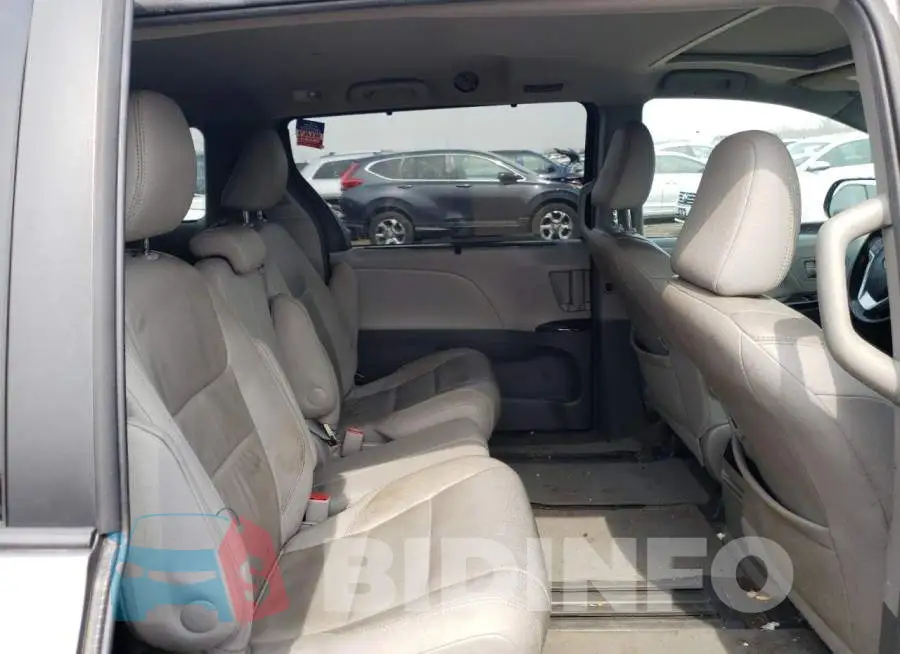 5TDYK3DC4FS578725 Photo# 11