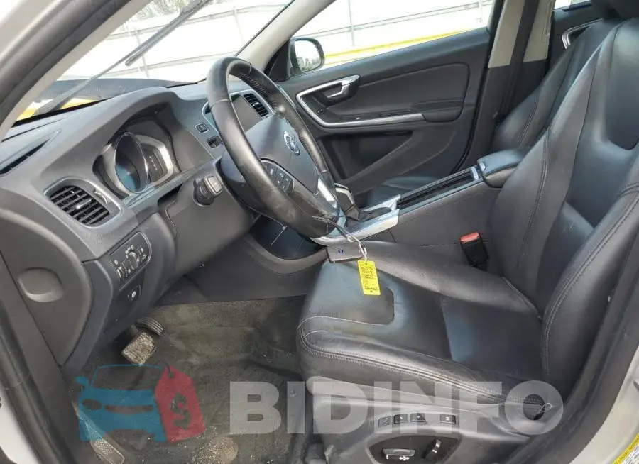 LYV402TK2HB127437 Photo# 7