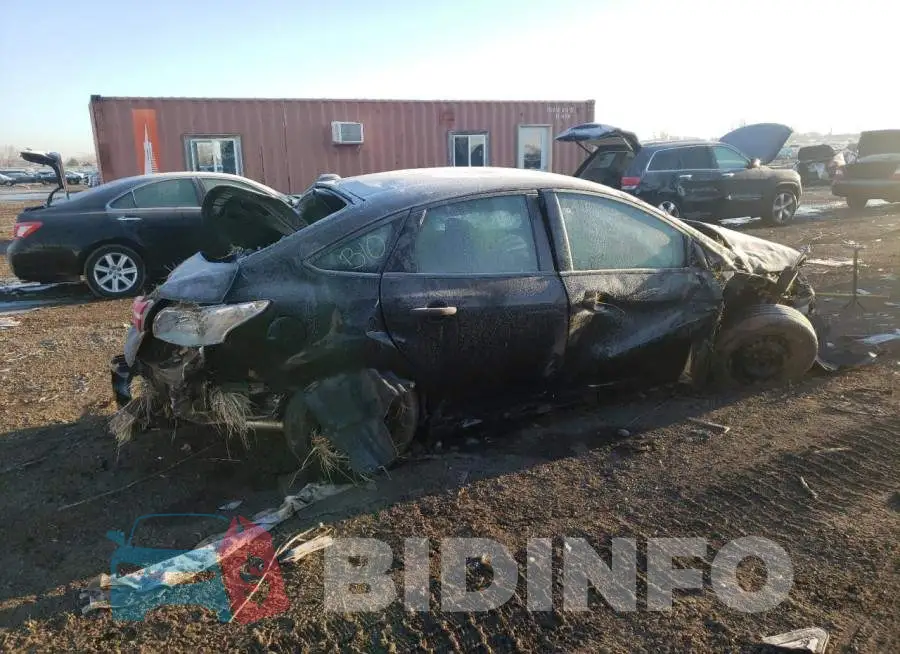 1FADP3E27JL276318 Photo# 3