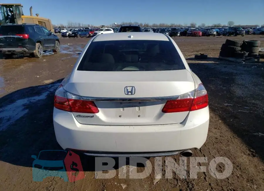 1HGCR2F89FA144193 Photo# 6