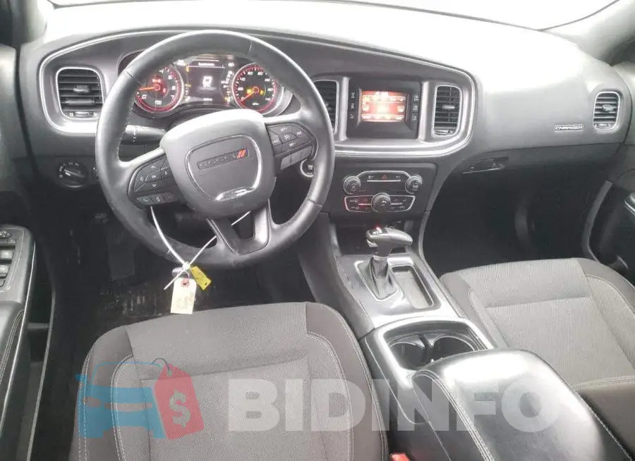 2C3CDXBG2FH785019 Photo# 8