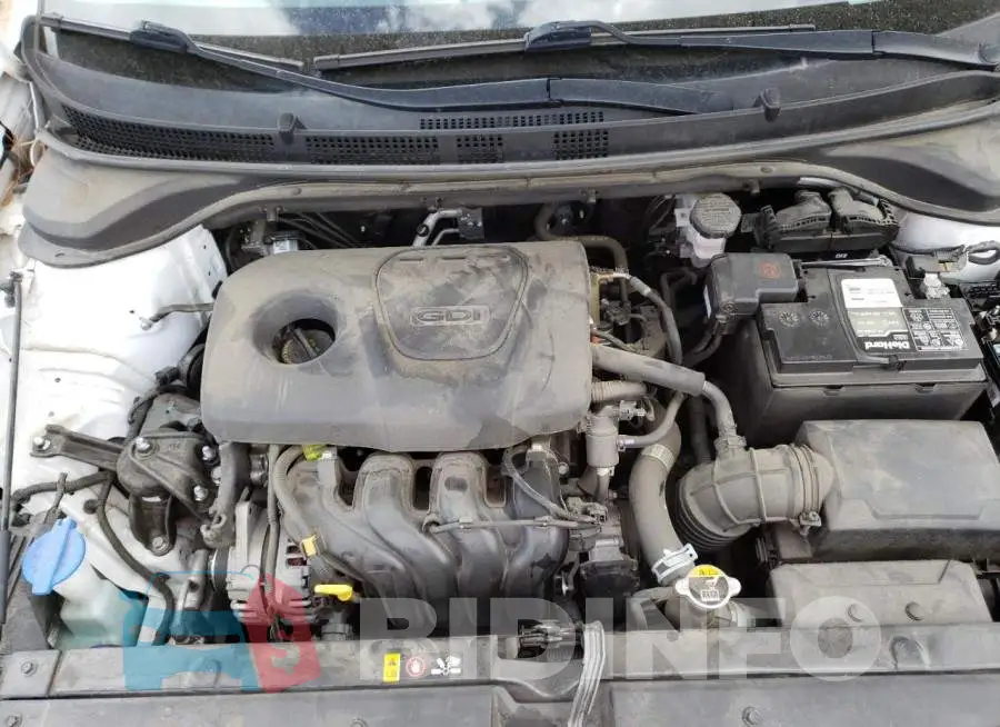 3KPC24A37JE010640 Photo# 11