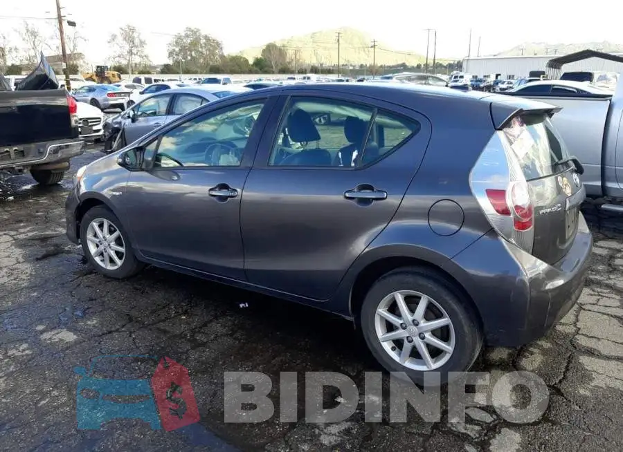 JTDKDTB3XE1081077 Photo# 2