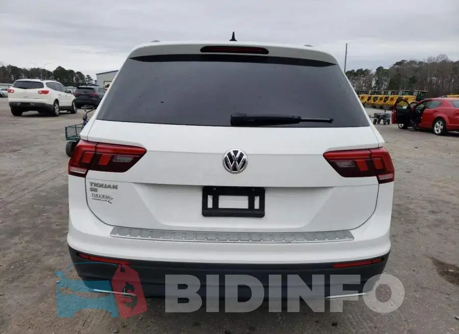3VV3B7AX6KM056747 Photo# 6