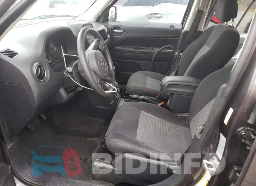 1C4NJRBB0ED891932 Photo# 7