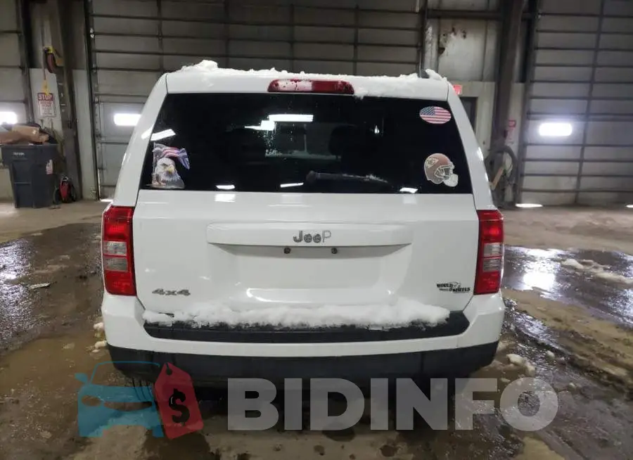 1C4NJRBB8ED506021 Photo# 6
