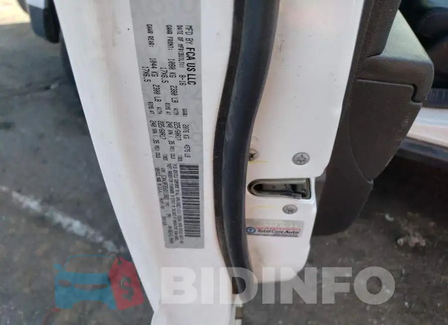 1C4NJRFB5HD113821 Photo# 13