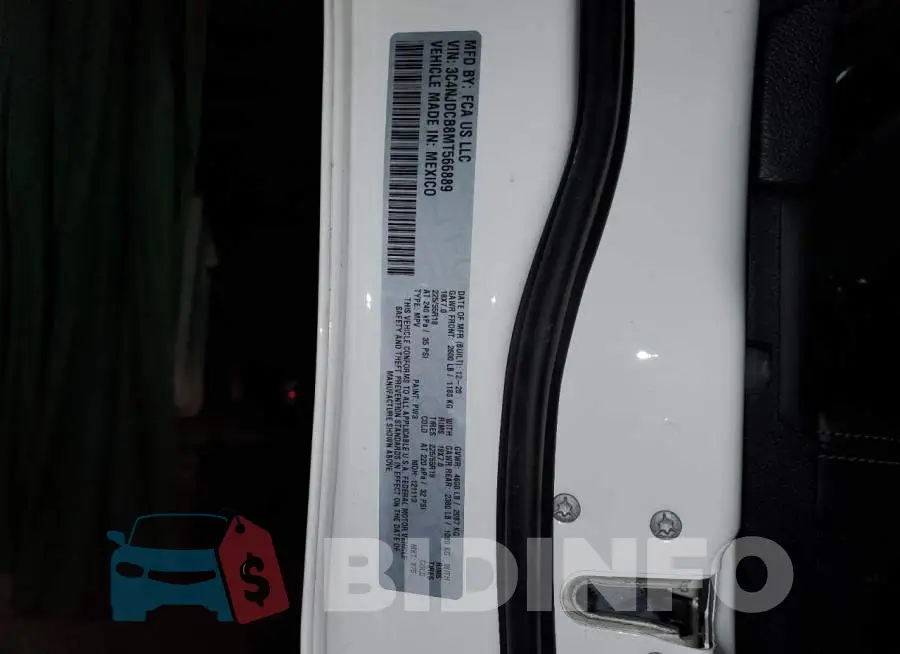 3C4NJDCB8MT566889 Photo# 13