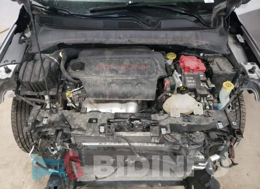 3C4NJDDB1LT106678 Photo# 12