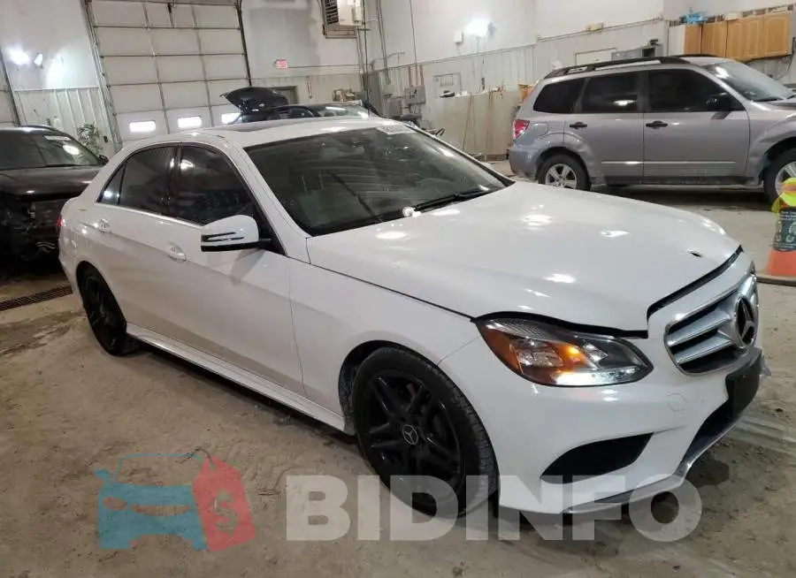 WDDHF8JB8EA916383 Photo# 4