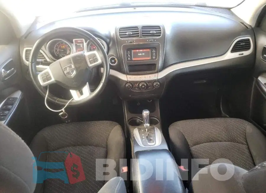 3C4PDCAB9JT183777 Photo# 8