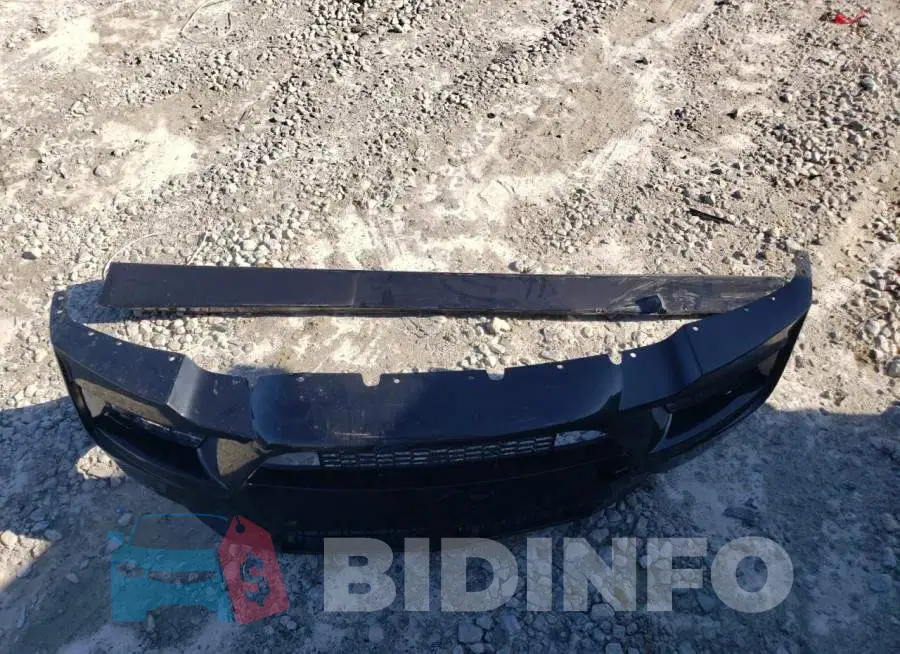 WBA8E1G35HNU17653 Photo# 12