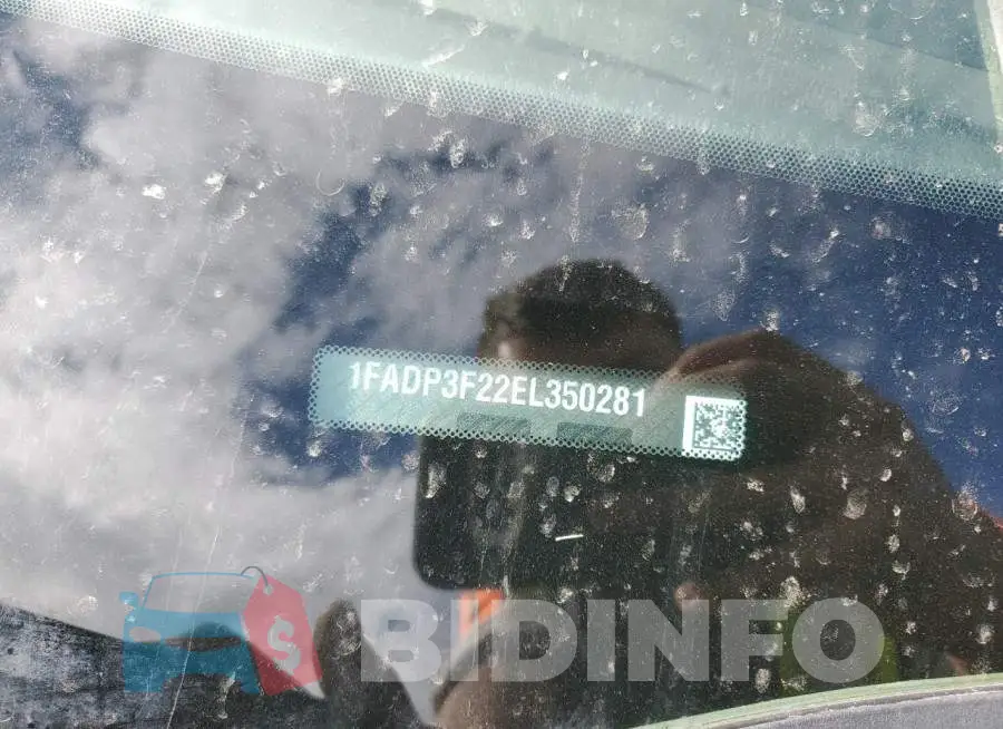 1FADP3F22EL350281 Photo# 12