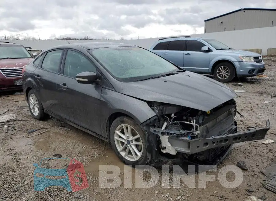 1FADP3F23GL358747 Photo# 4