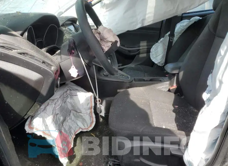 1FADP3M27HL269896 Photo# 7