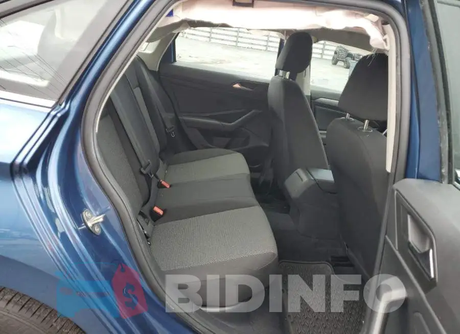 3VWC57BU2MM013775 Photo# 10
