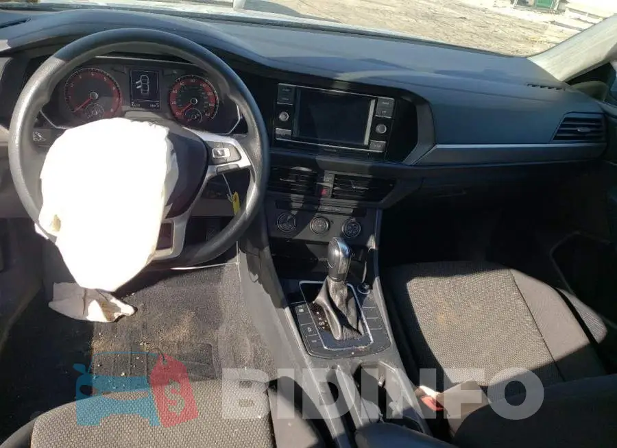 3VWCB7BU4KM242836 Photo# 8