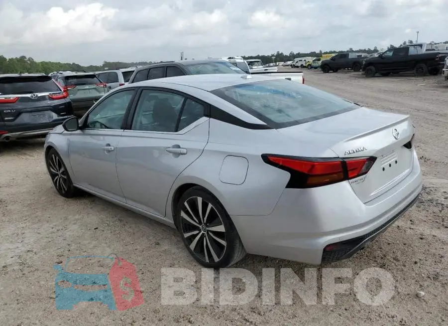 1N4BL4CV3LC182431 Photo# 2