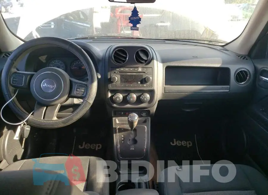1C4NJPBAXED691376 Photo# 8