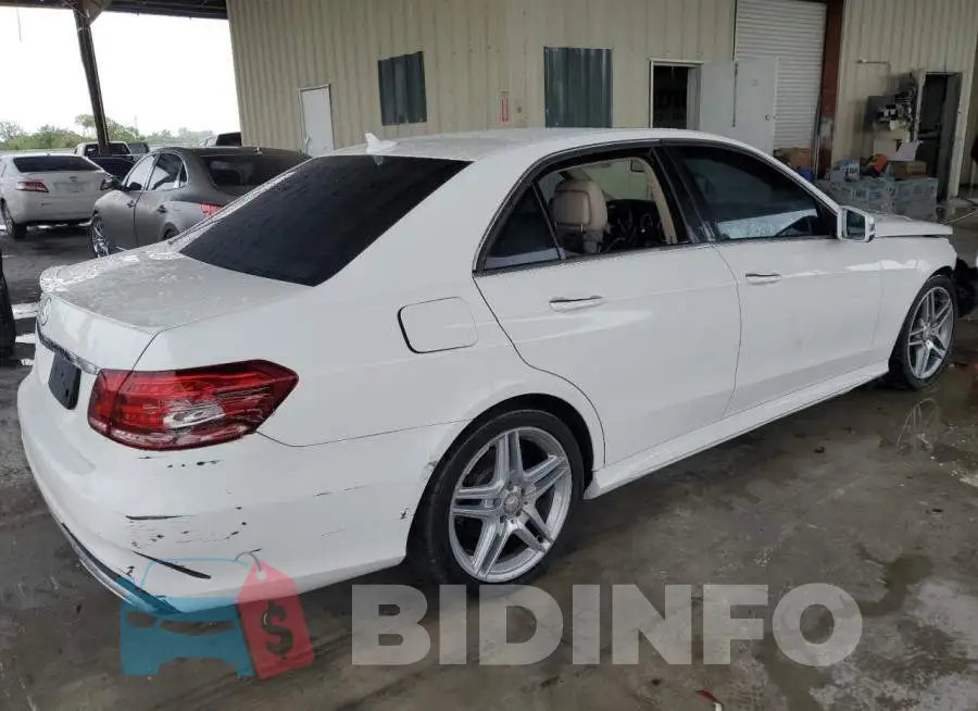 WDDHF5KB2EA943401 Photo# 3
