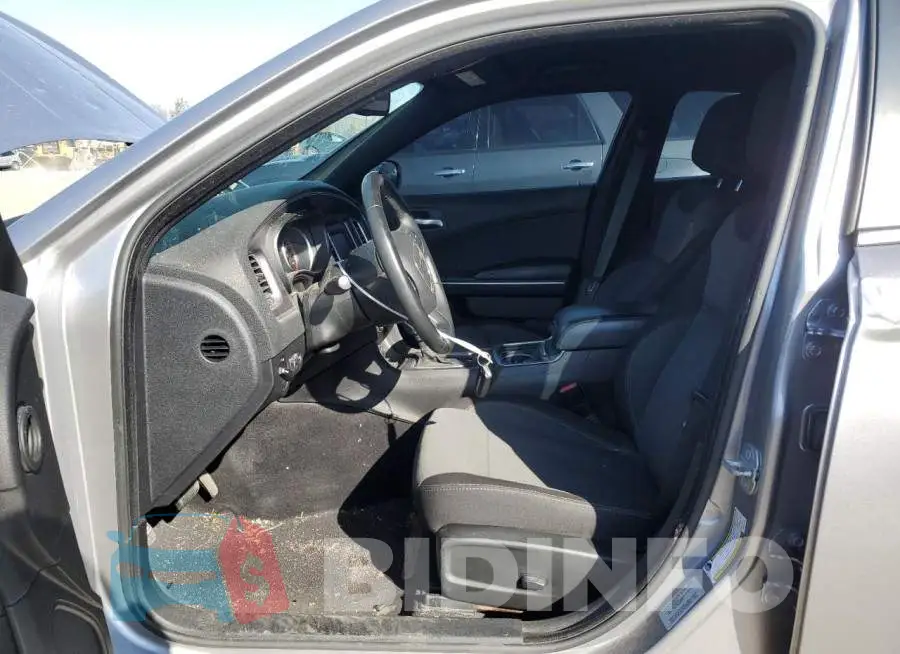 2C3CDXFG1FH801799 Photo# 7