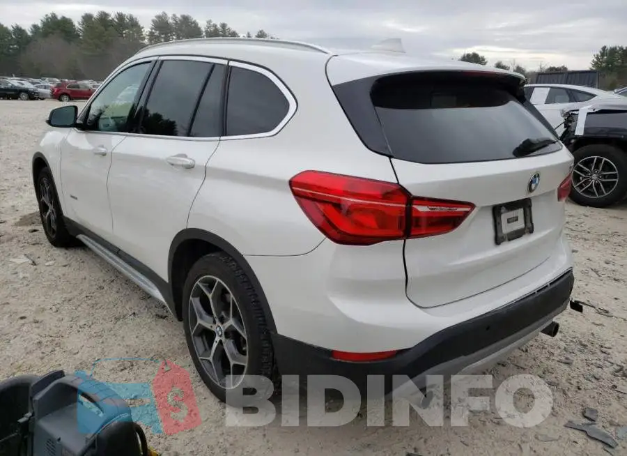 WBXHT3C3XH5F84848 Photo# 2