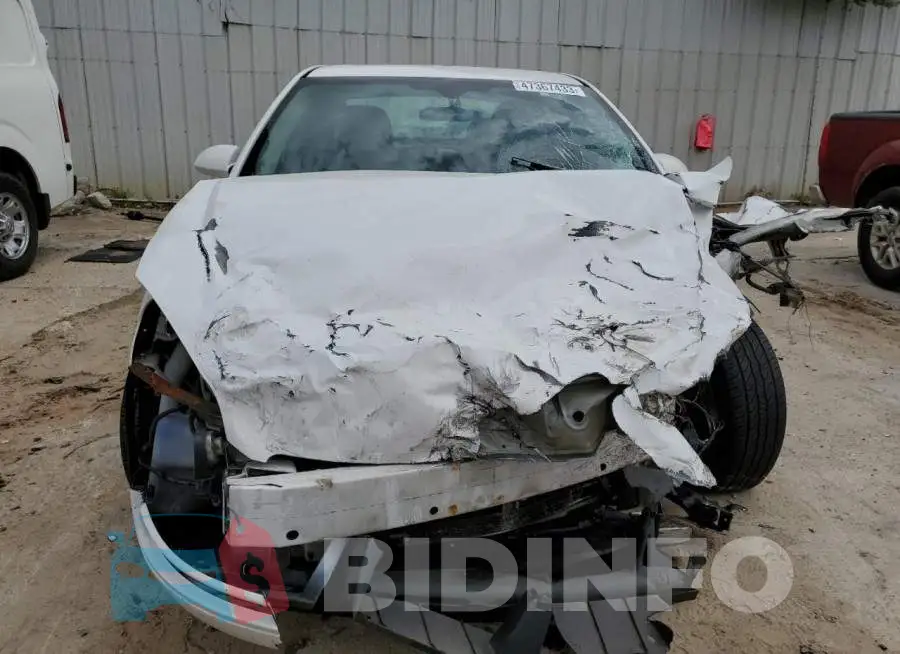 2G1WB5E31E1105428 Photo# 5