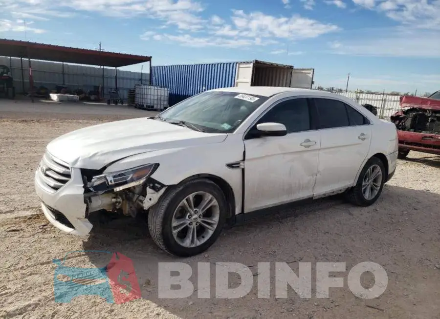 1FAHP2E82GG126084 Photo# 1