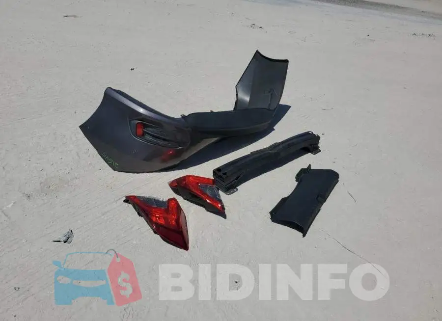19XFC2F58GE030557 Photo# 12