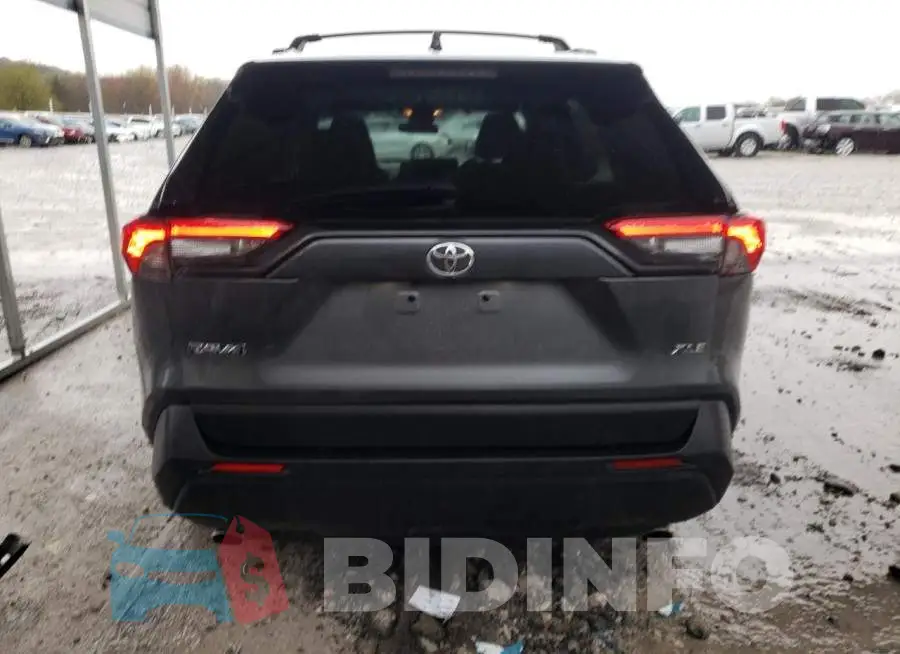 2T3C1RFV8MC129754 Photo# 6