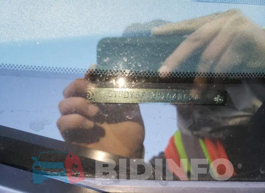 5TFDY5F13MX043624 Photo# 12