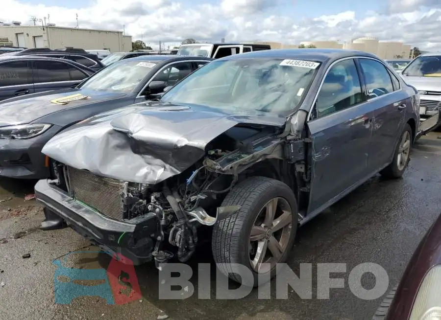 1VWBT7A33FC017641 Photo# 1