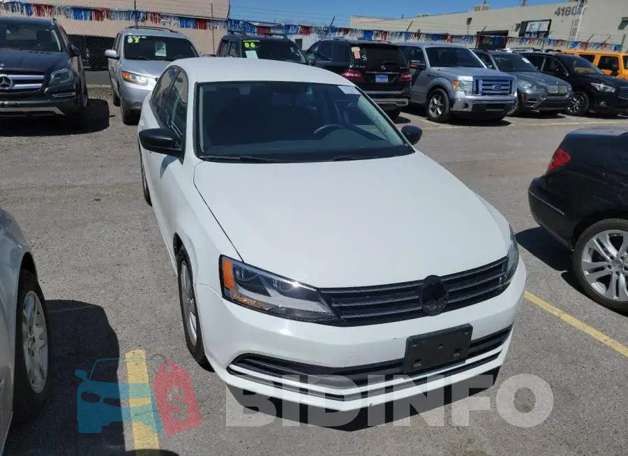 3VW267AJ1GM216161 Photo# 1