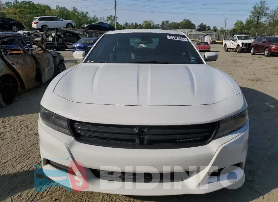 2C3CDXBG1KH752829 Photo# 5