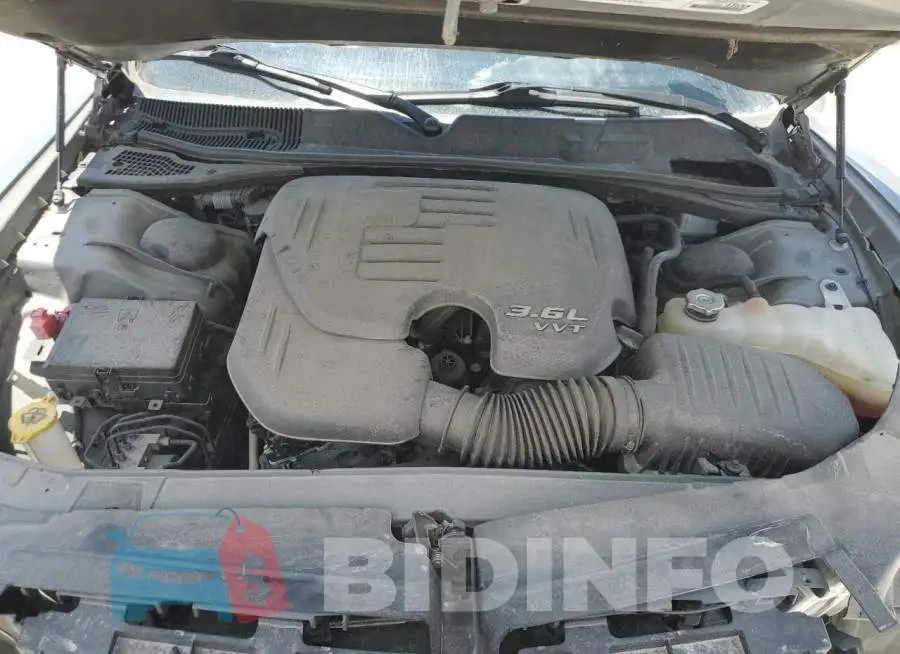 2C3CDZAG8KH623130 Photo# 11