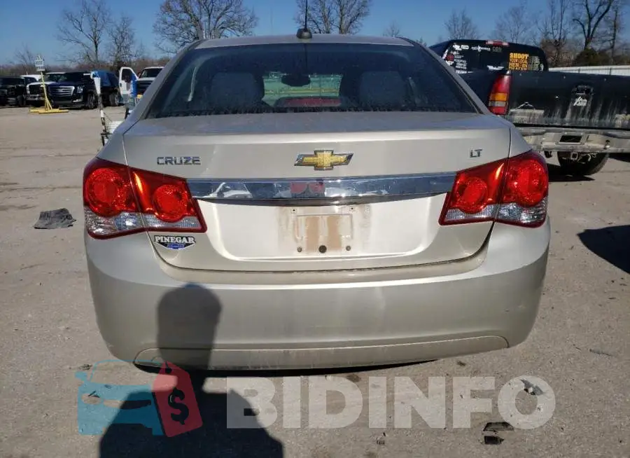 1G1PC5SB5F7284042 Photo# 6