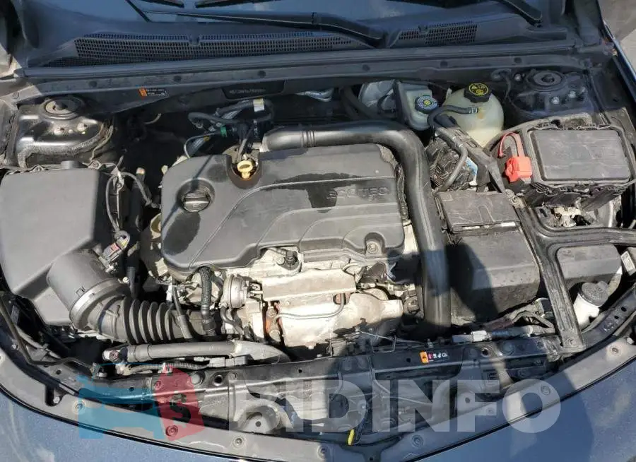 1G1ZD5ST6LF032705 Photo# 11